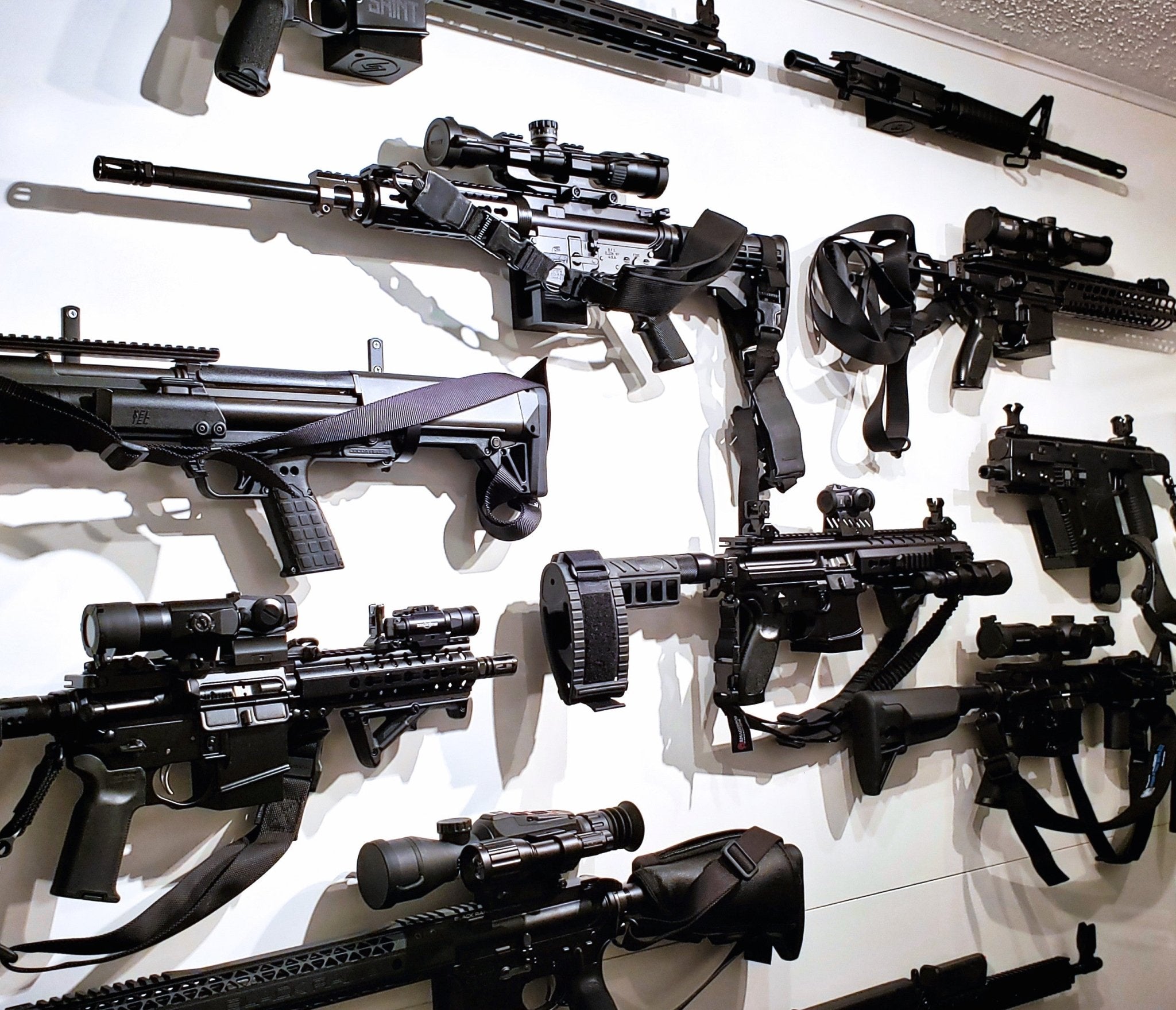 How to Make a DIY Horizontal Gun Rack - Spartan Mounts