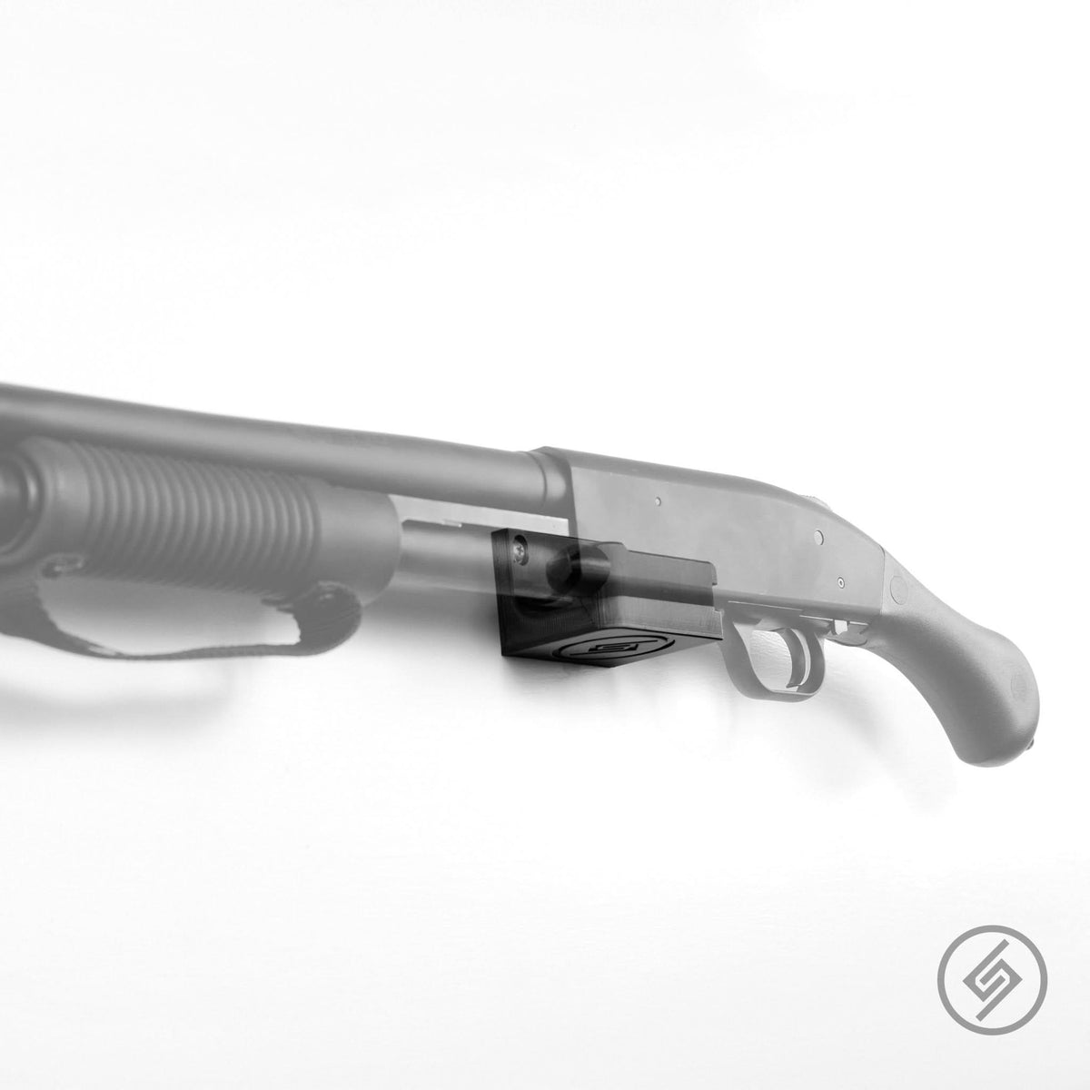 Mossberg 88/500/590 Mount by Spartan Mounts - Left 12 Gauge