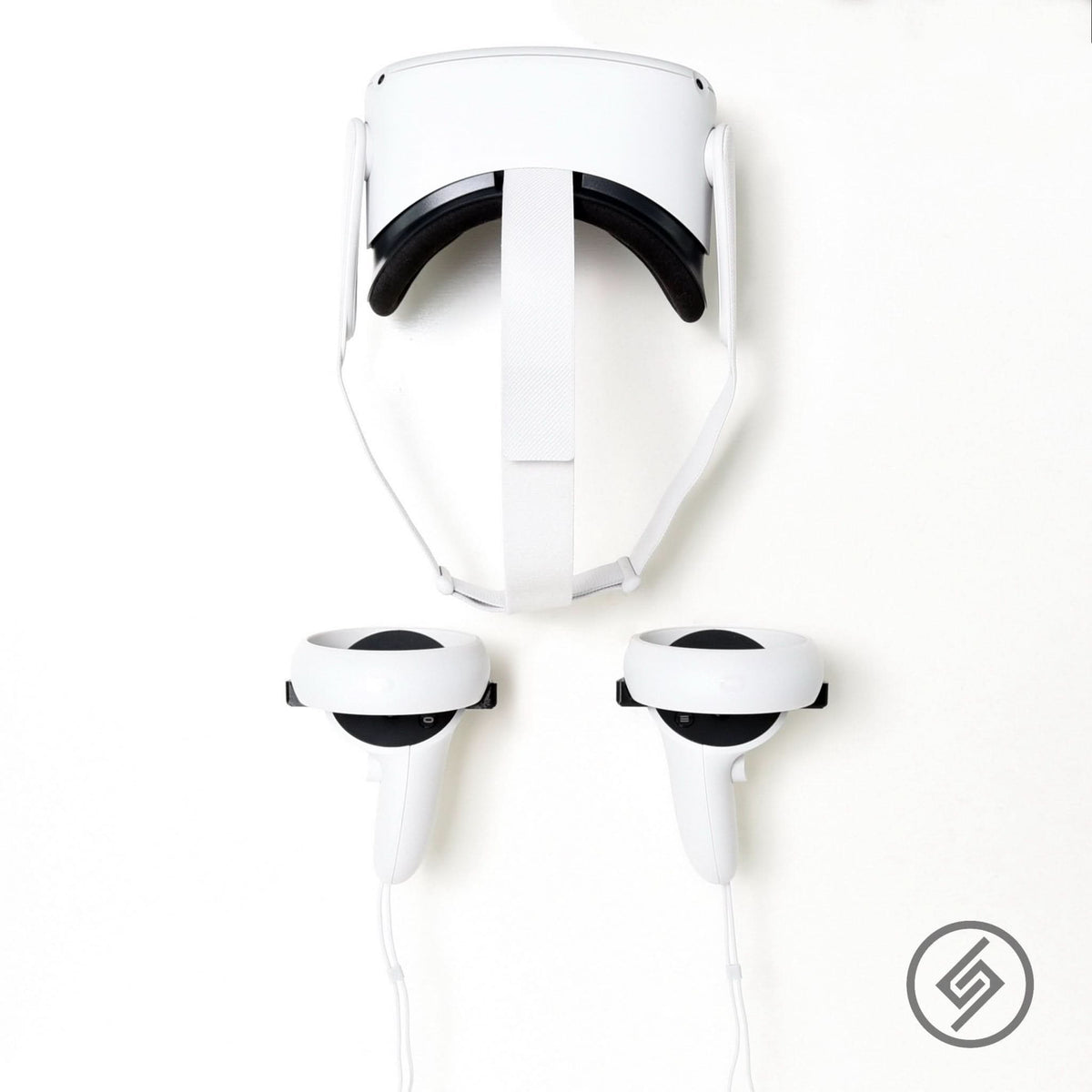 Oculus Quest Mount by Spartan Mounts img - 12 - Mounting and Storage Solution