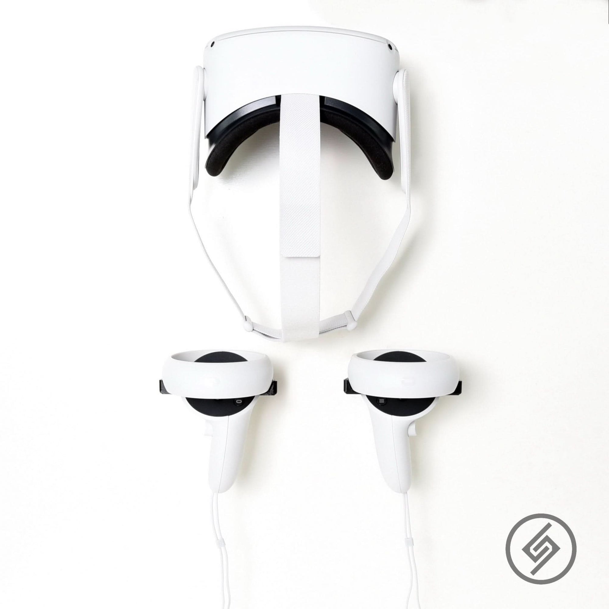Oculus Quest Mount by Spartan Mounts img - 12 - Mounting and Storage Solution