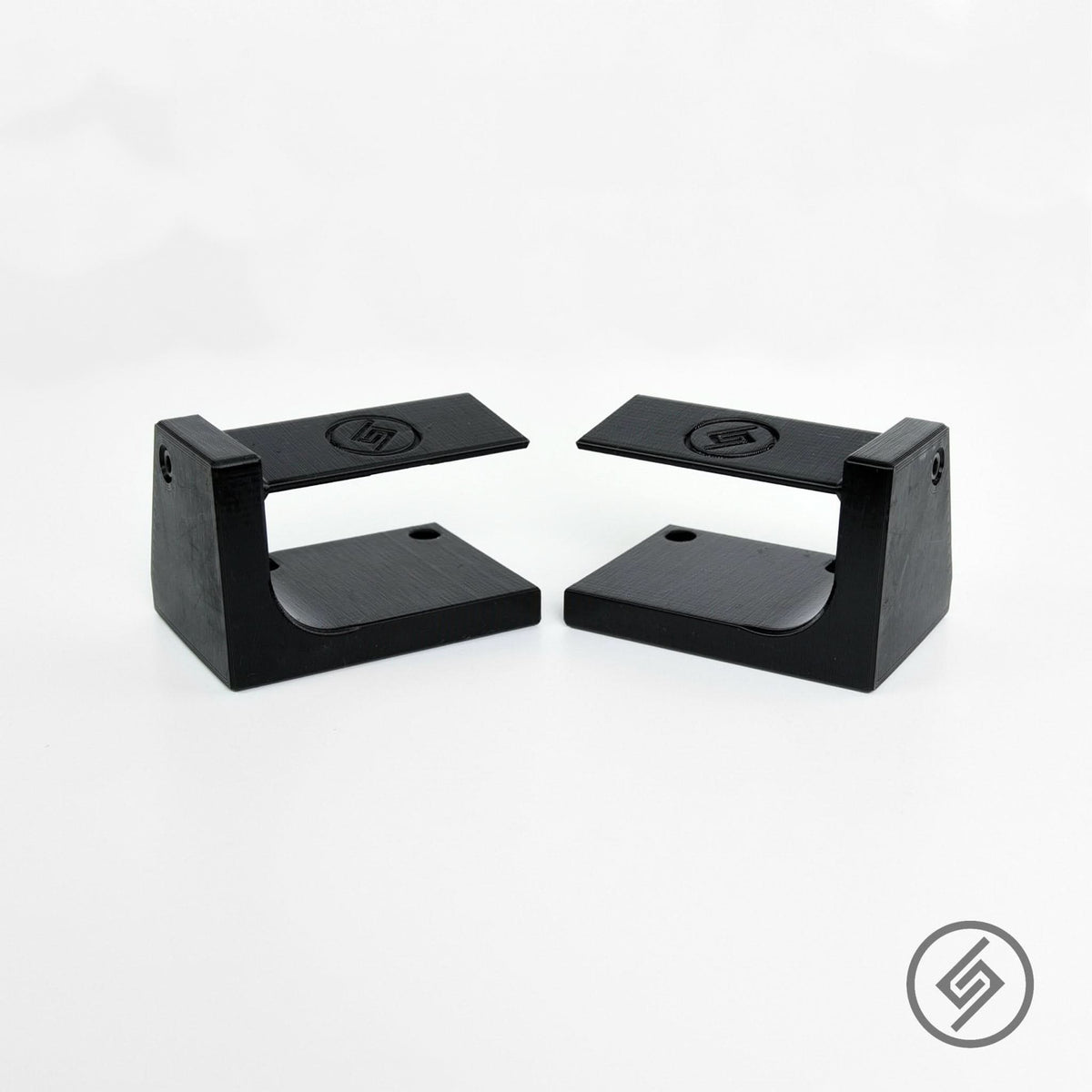 Plate Carrier Vest Hook by Spartan Mounts img - 3 - Mounting and Storage Solution