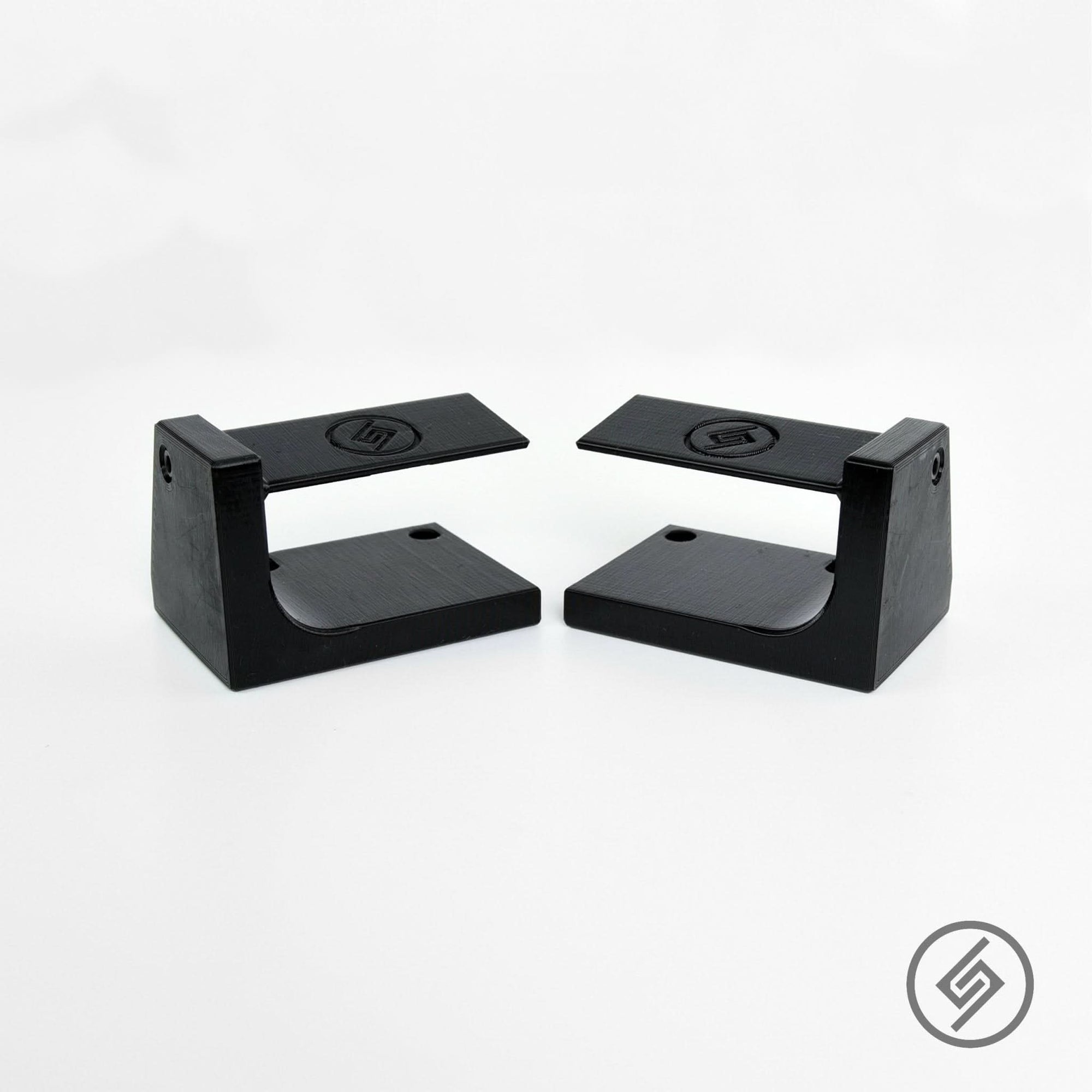 Plate Carrier Vest Hook by Spartan Mounts img - 3 - Mounting and Storage Solution